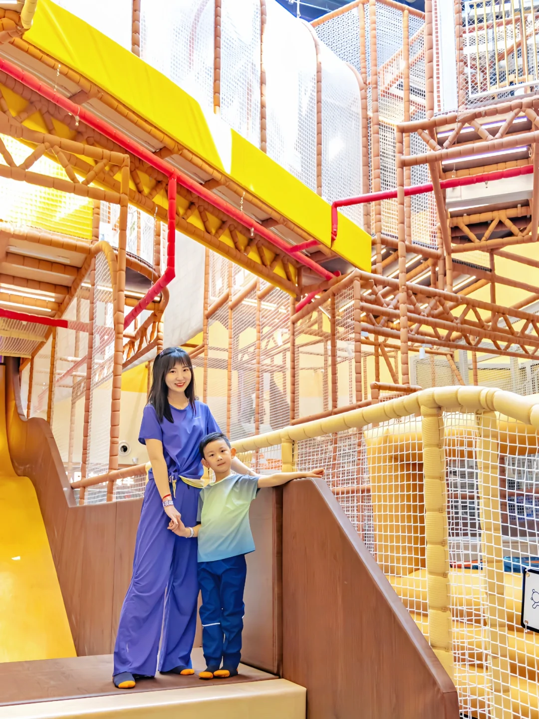 玩疯啦‼️带娃必冲室内运动场✅小汗包这样穿