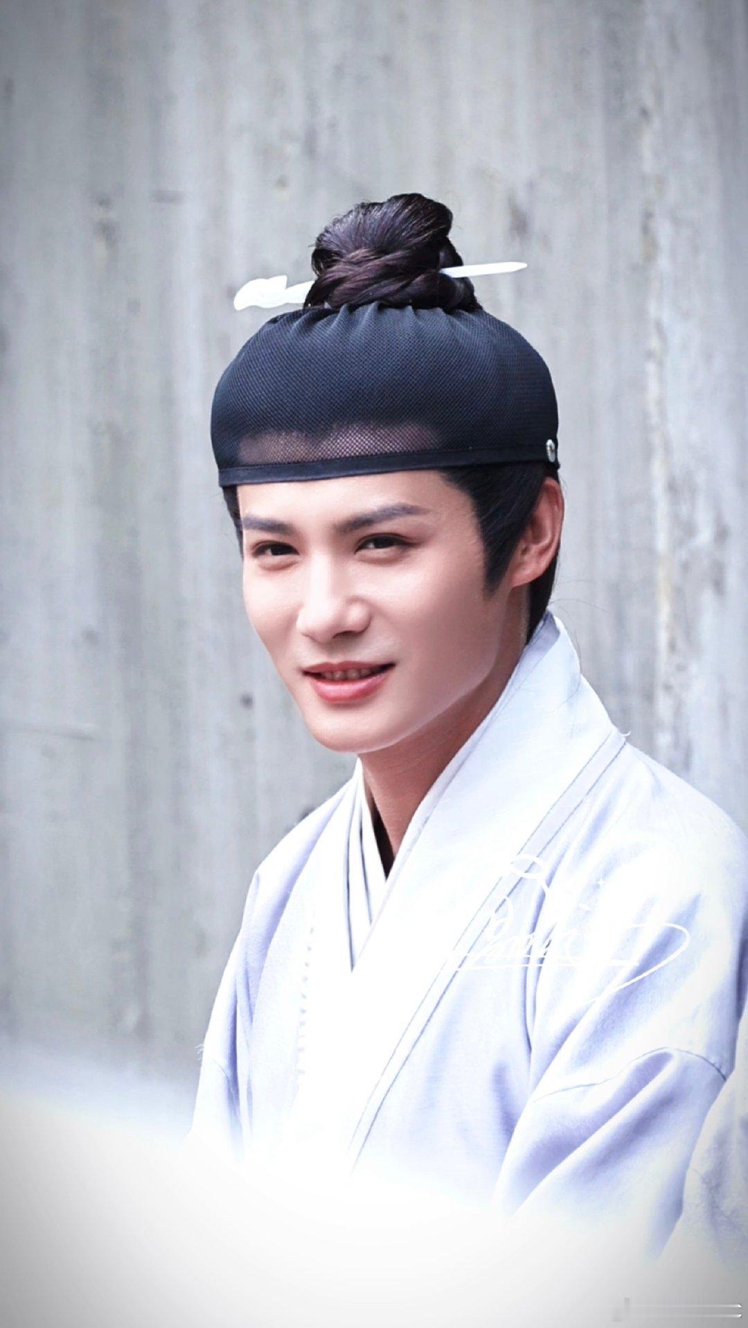 #河东小镖师[超话]##郑业成舒秀中# 
嘻嘻/不嘻嘻 巨可爱啊啊啊​
