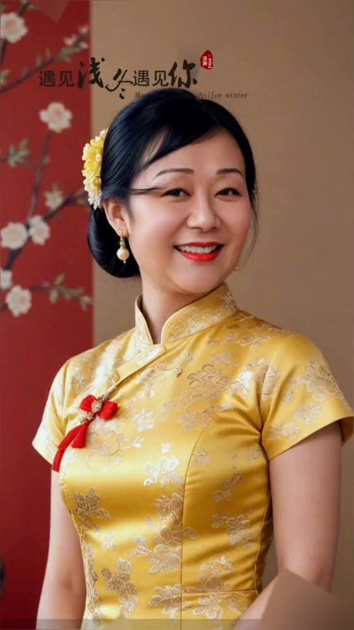 古典韵味！穿旗袍的优雅美女，韵味十足，美得让人心醉！🌸✨