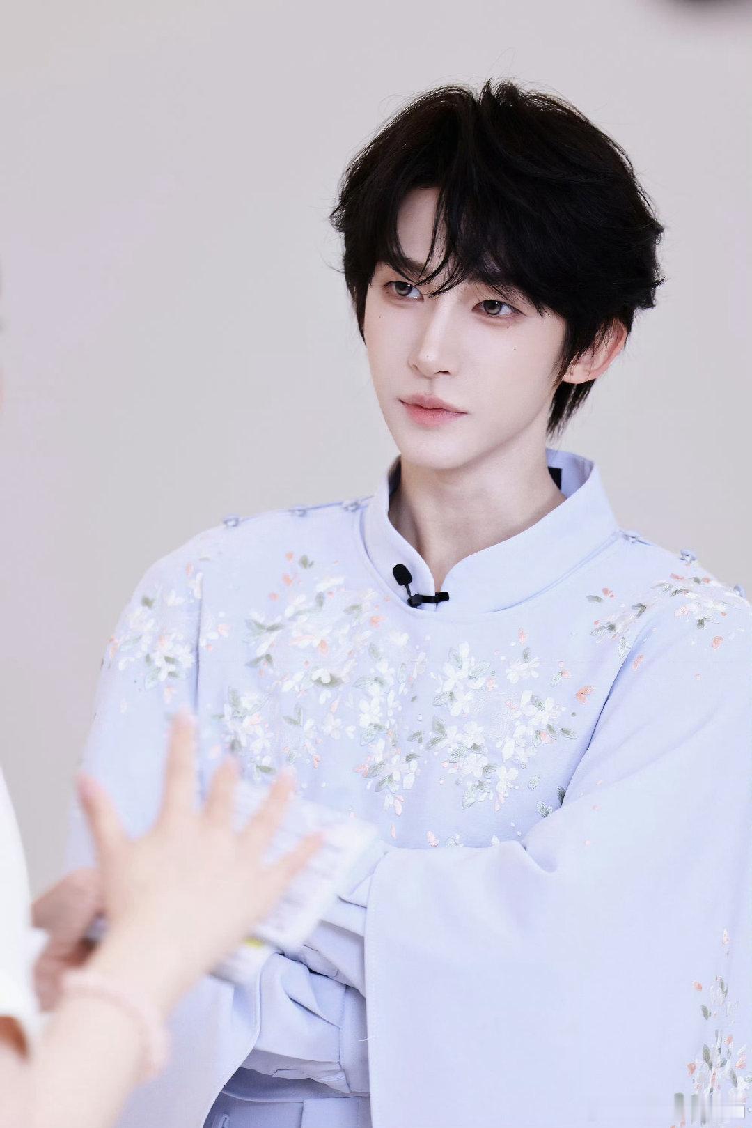 #刘宇# ly#刘宇0824生日快乐#ly#心动来电# 

宝宝还有四天就是你生日了🎂祝你天天开心🥳愿你以后没有烦恼希望在每一年里你能心想事成岁岁平安

​