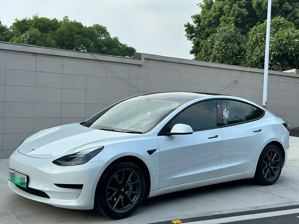 98888💰2021年上牌 特斯拉Model 3 标续后驱