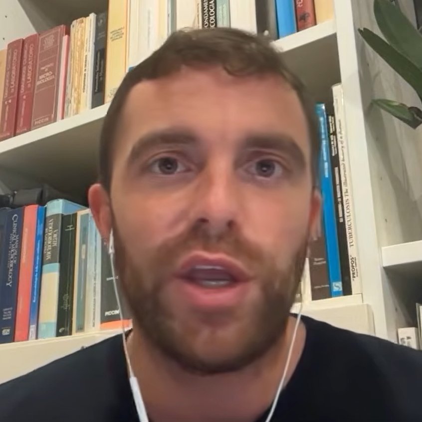 罗马诺：“密切关注罗德里和皇马，皇马本周已与罗德里的经纪人取得联系。球...