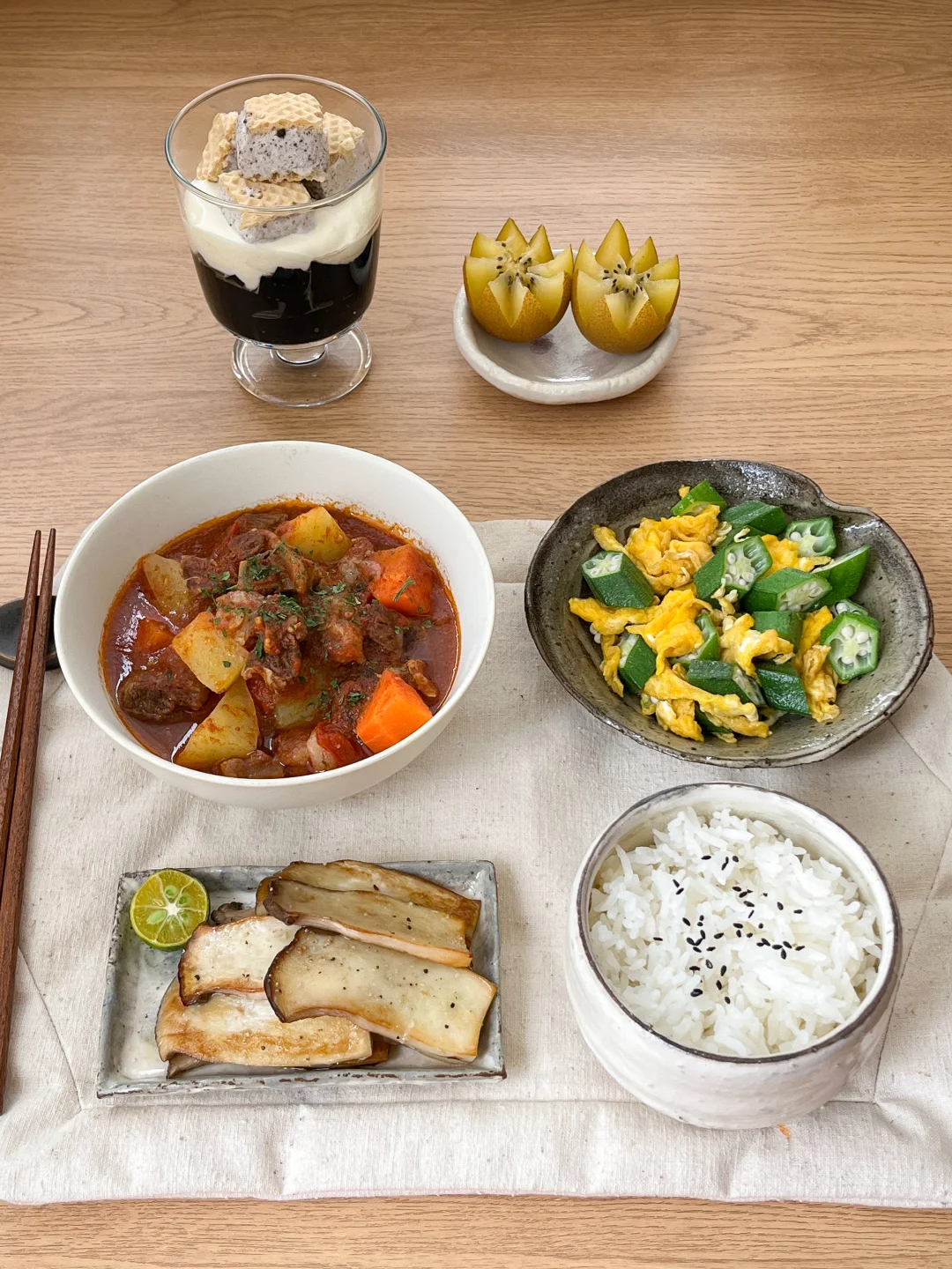 今天的饭： 番茄咖喱炖牛肋条🍅