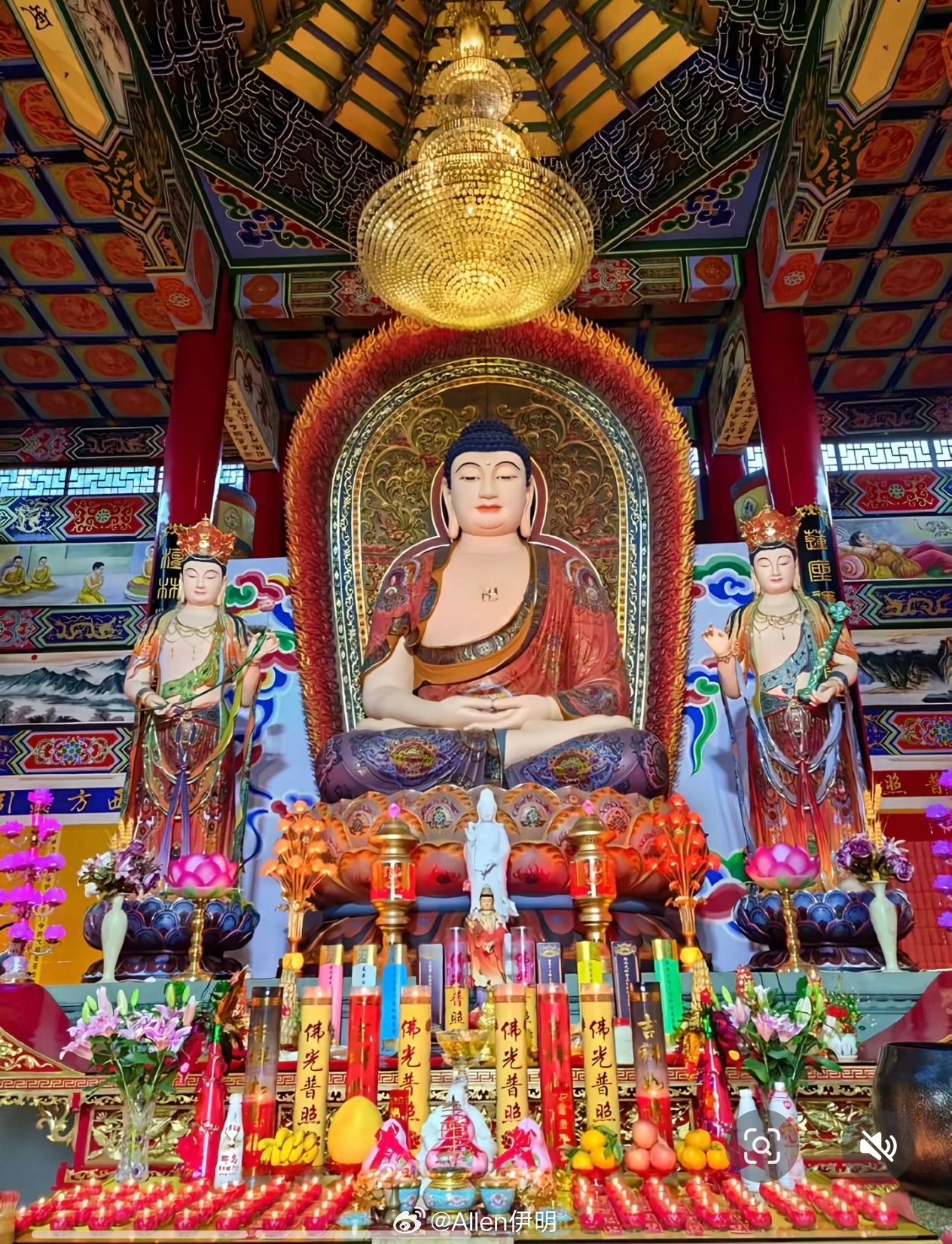 礼赞菩萨，好运降临，无论是事业、财运、桃花运都会接踵而至，迎来大的发展，获益良多。 ​​​