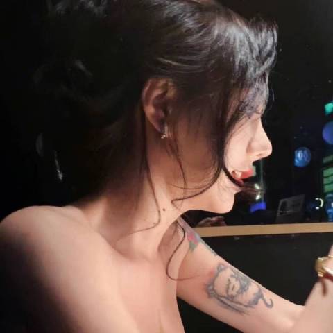缘严之女
