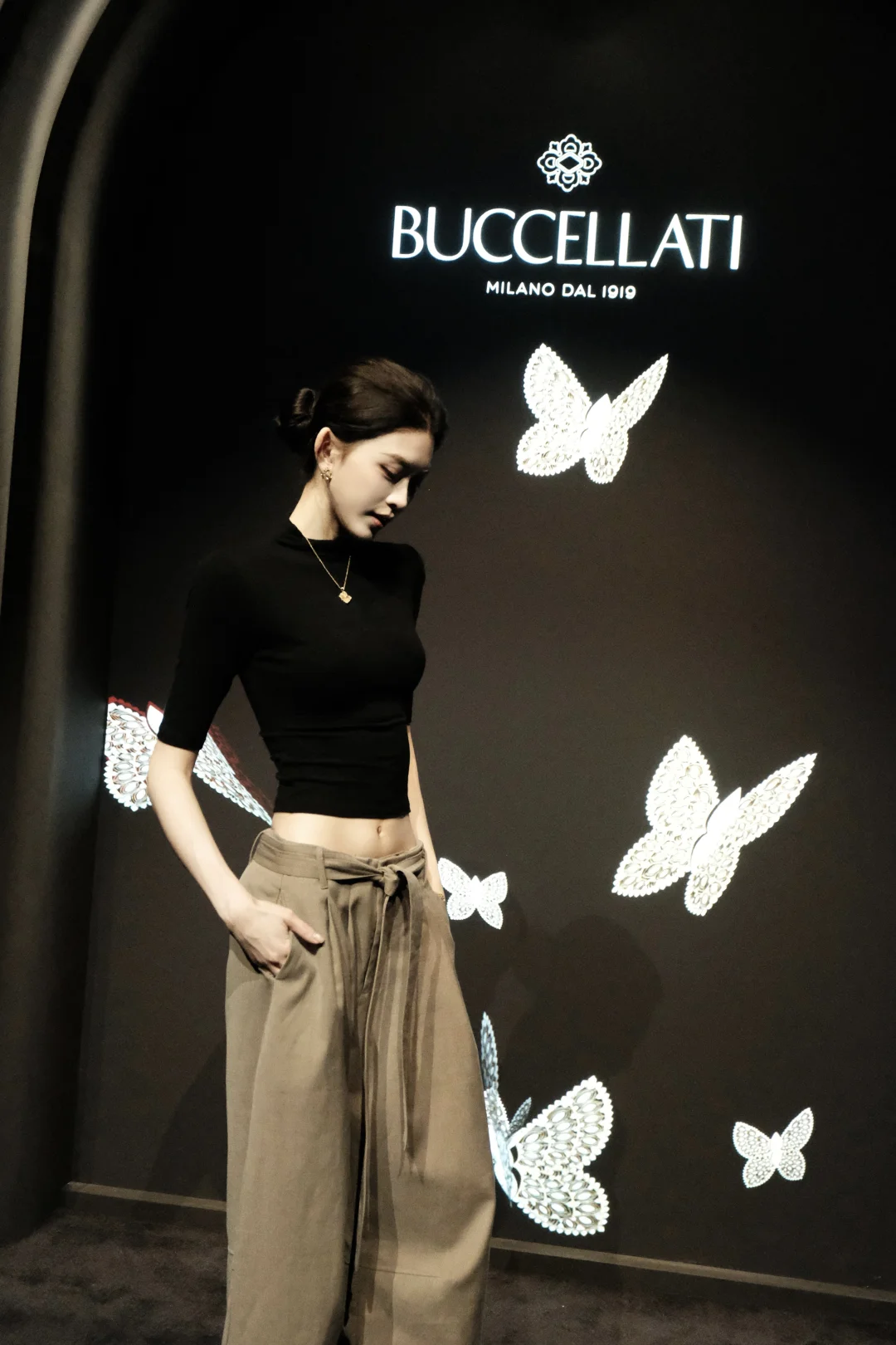 「凝时之匠 - Buccellati布契拉提典藏展 」🦋 	 每个细...