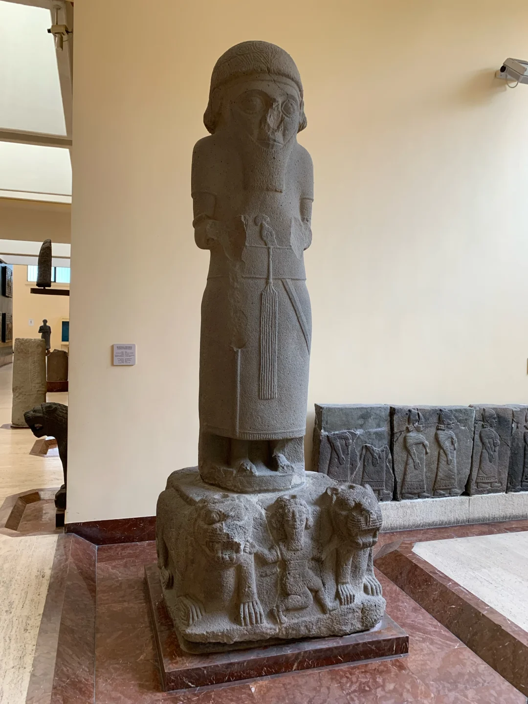 赫梯帝国晚期石雕像，伊斯坦布尔考古博物馆