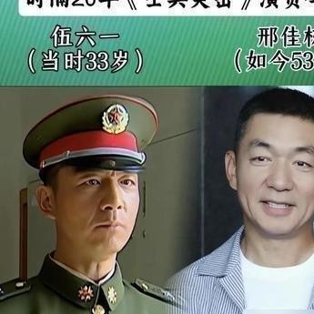 《士兵突击》二十年聚首的场面一出来，最扎心的从来不是谁老了，而是谁压根就没露面。
台上站着王宝强、张国强，旁边坐着导演康洪雷。
剩下的呢？张译没来，陈思诚、李晨没影，段奕宏同样缺席。
不少人替他们打圆场说是档期撞了，可成年人心里都有数，哪有那么巧的“抽不开身”。
有意思的是王宝强刚官宣的那部