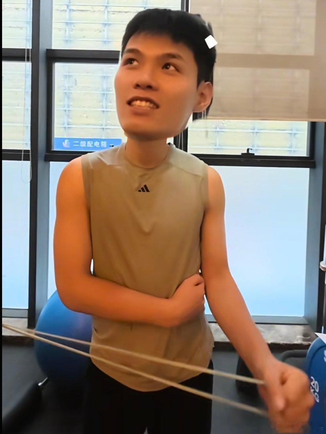 [超话]季哥：这是我王滨大哥！[doge] ​​​