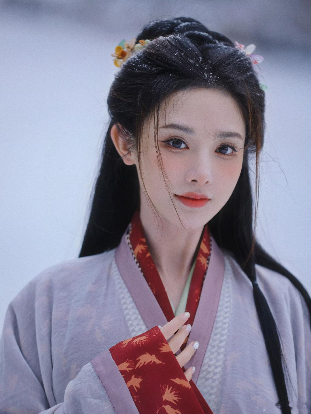 #彭小苒[超话]##彭小苒冯妙君# pxr #彭小苒明月苍茫#

˚₊ ⊹ 겨울과너와나의기대 ⊹ ₊˚
•冬天和你 我的期许

​