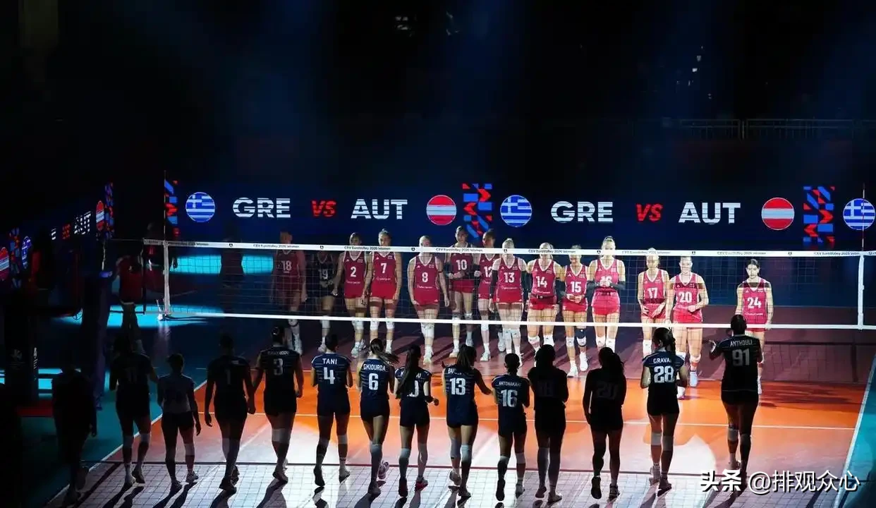 【2026女排欧锦赛小组赛第六日赛果】
葡萄牙🇵🇹3-1西班牙🇪🇸
斯洛文尼亚🇸🇮3-2拉脱维亚🇱🇻
意大利🇮🇹3-1法国🇫🇷
比利时🇧🇪3-0阿塞拜疆🇦🇿
保加利亚🇧🇬3-2奥地利🇦🇹
土耳其🇹🇷3-1德国🇩🇪
塞尔维亚🇷🇸3-0希腊🇬🇷
斯洛伐克🇸🇰3:0黑山