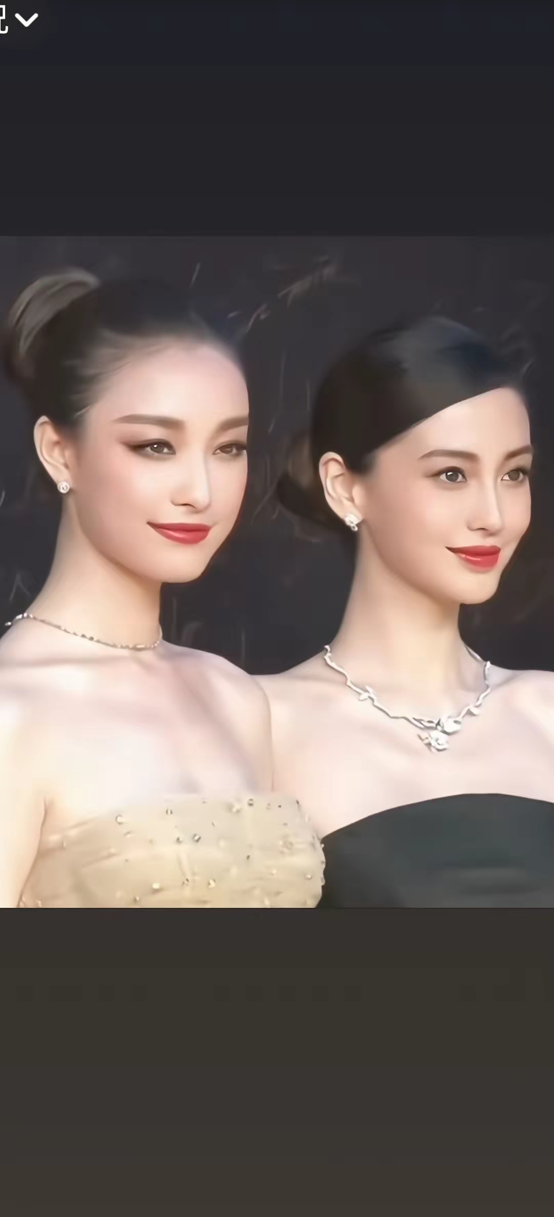 倪妮和杨颖两个美女同框，我还是觉得倪妮更漂亮，更有韵味。更胜杨颖一筹。

首先倪妮的眼睛就非常的妩媚深情，很撩人的，能迷倒一大片。杨颖的眼睛虽然又大又圆但是，眼神是空洞的，没有神韵。

再看看二人的气质，倪妮风情万种妖娆迷人柔情似水。杨颖端庄优雅而已，没有倪妮那种浓浓的女人味！