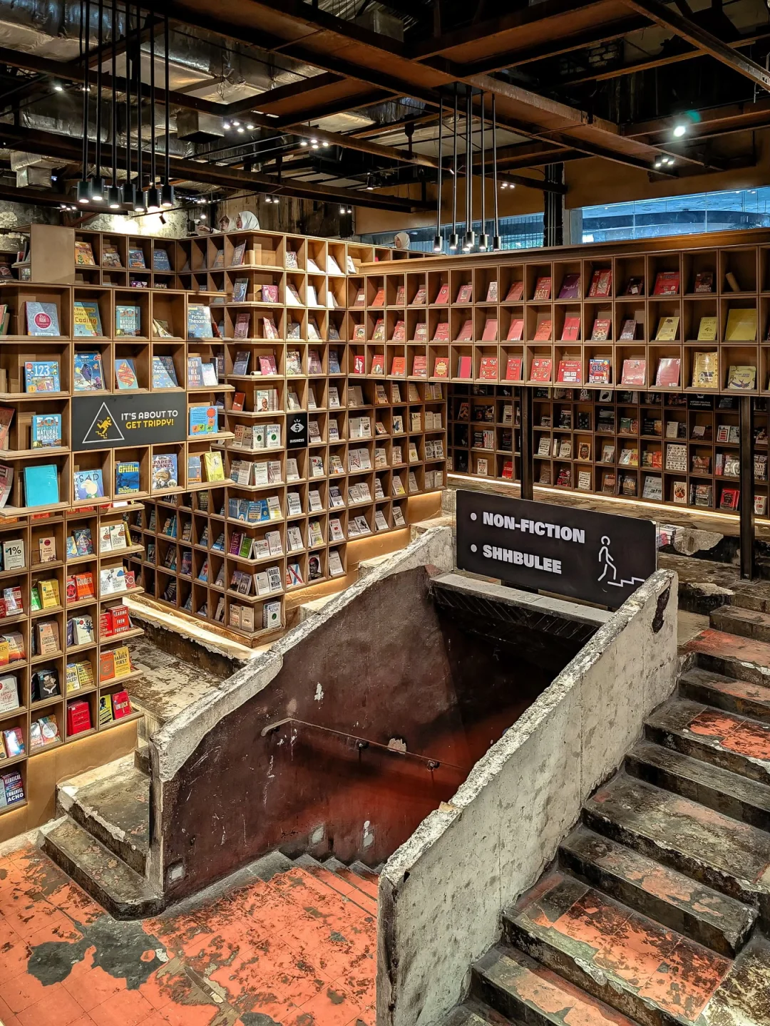 比起网红同款，我更推荐这7⃣️家绝美宝藏书店