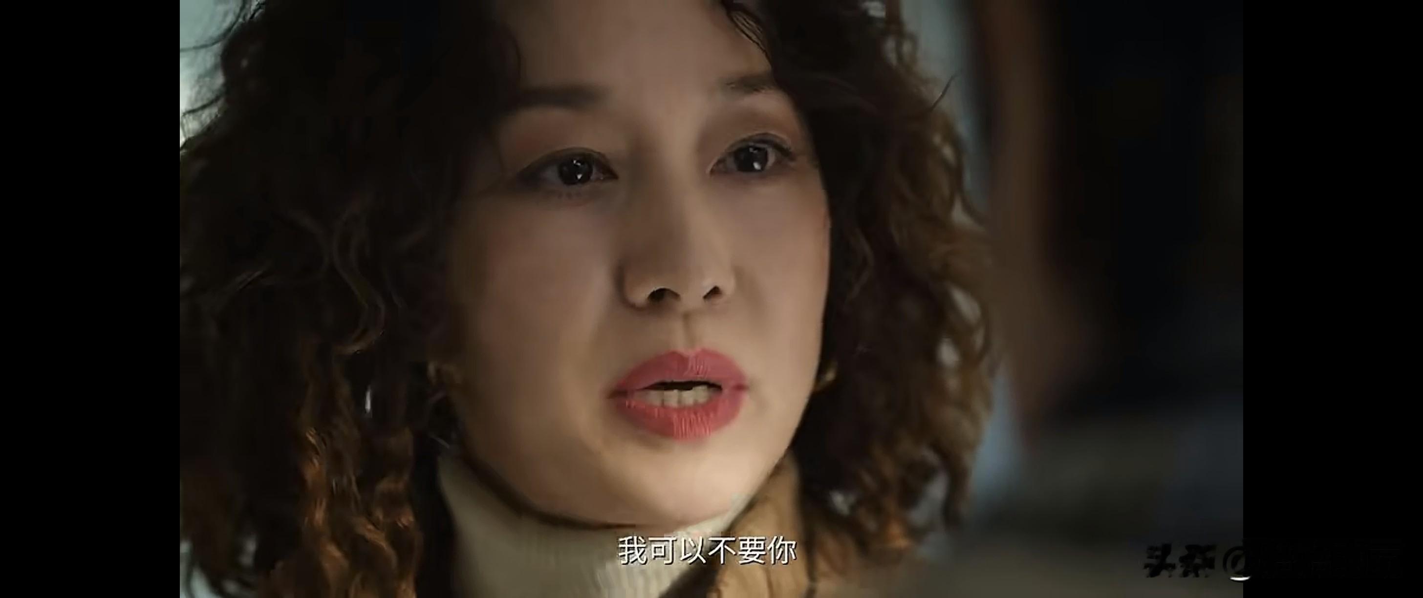 《余红旧事》追剧有感：陈红扭曲的心态，让人越看越琢磨不透
 
越往后追《余红旧事》，越发觉得陈红、刘阳、郝杰几个人，内心全都藏着拧巴的执念。
最看不懂的就是陈红，年纪不小了，执意要再生一个孩子，甚至直言刘阳可以不要，但孩子必须留下。
 
她的第一个儿子已经养废了，孩子生父早已离世，当年也没能好好抚养