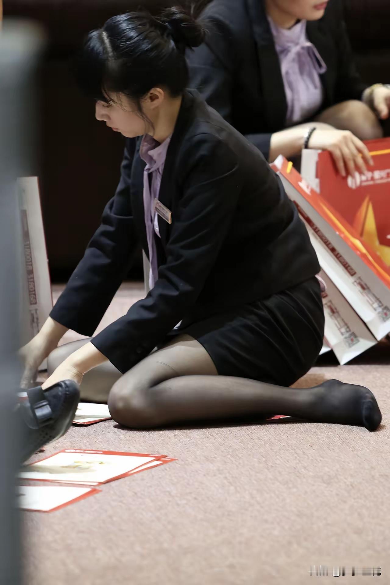 职场小姐姐的日常：认真工作，精致生活