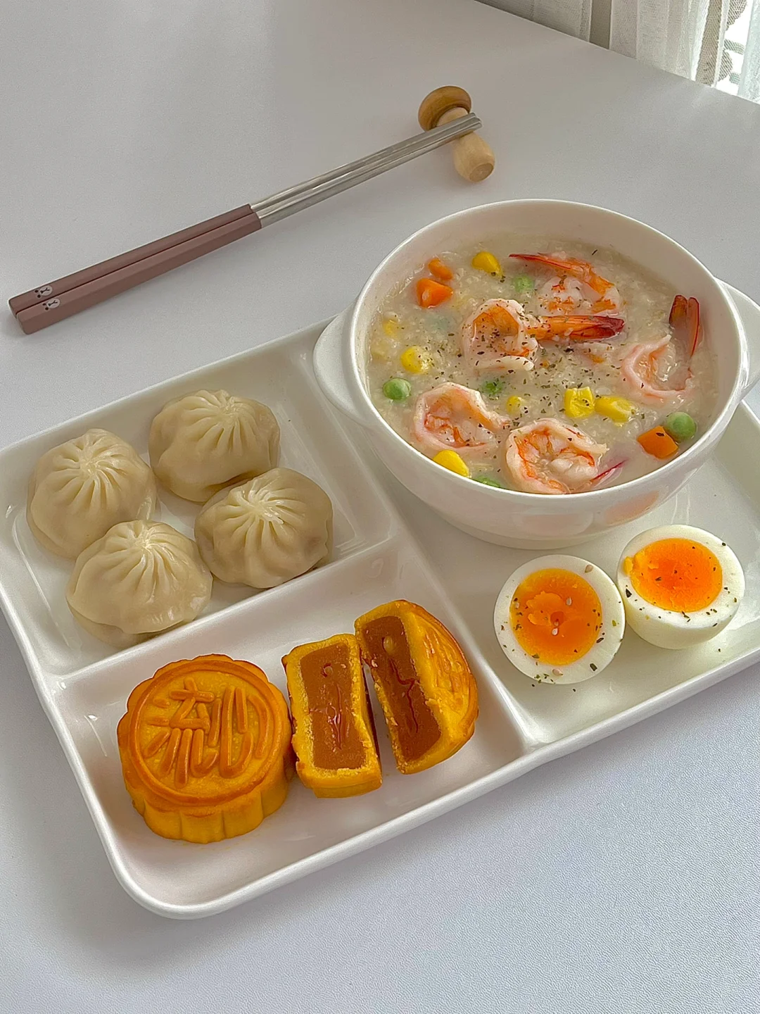 ☀️中秋节早餐｜虾仁杂蔬燕麦粥｜月饼｜灌汤包