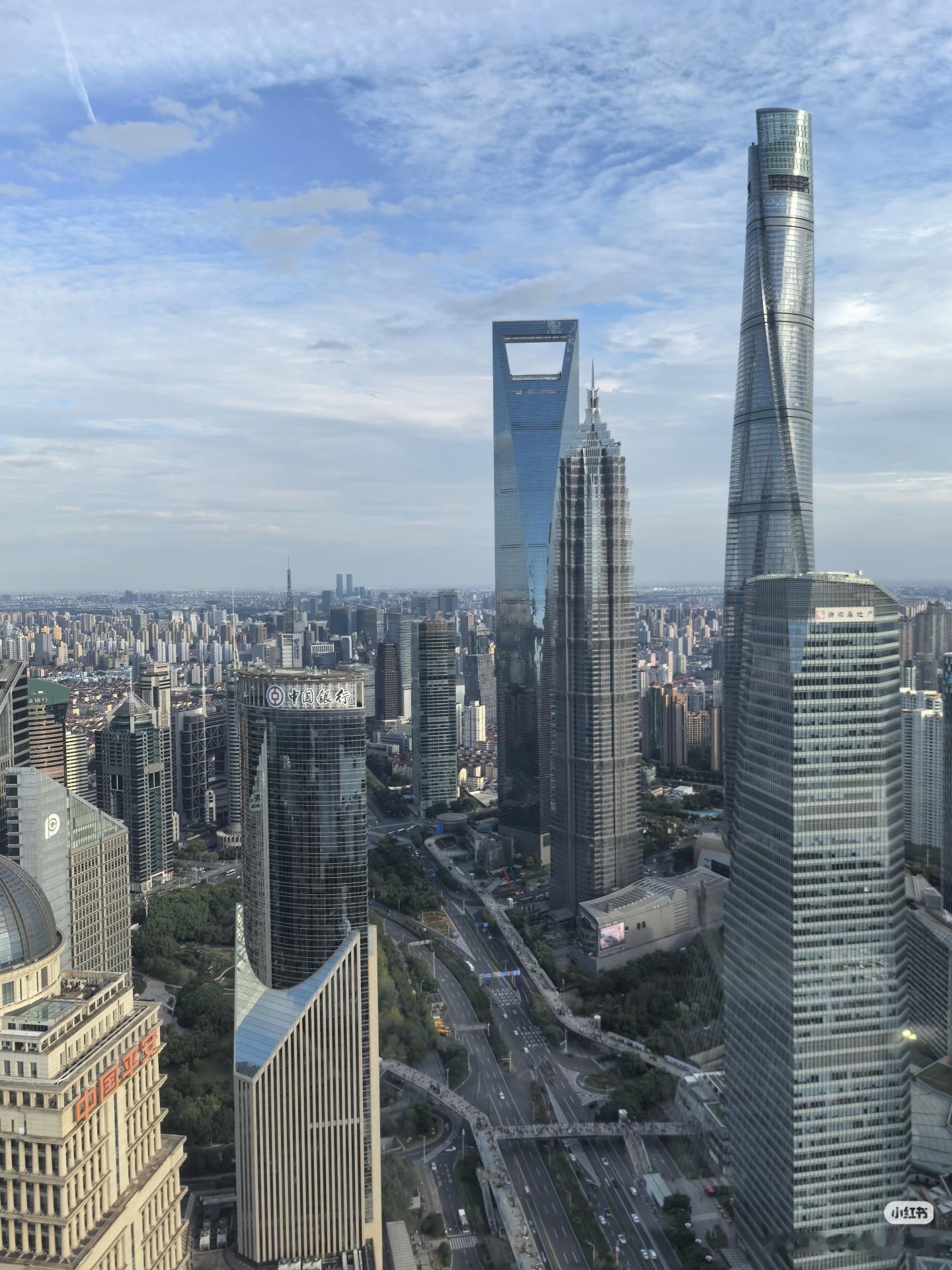  10月7日晚国际大事汇总！美欧动作频频、中东不平静，亚太再起波澜

北京时间10月7日晚间，全球密集传来重磅消息！整理近两小时最新权威国际动态，覆盖科技财经、中东局势、欧洲民生、亚太热点，干货满满！
 
一、欧美科技财经重磅更新
 
1. SpaceX启动巨额融资
SpaceX开启400亿美元融资