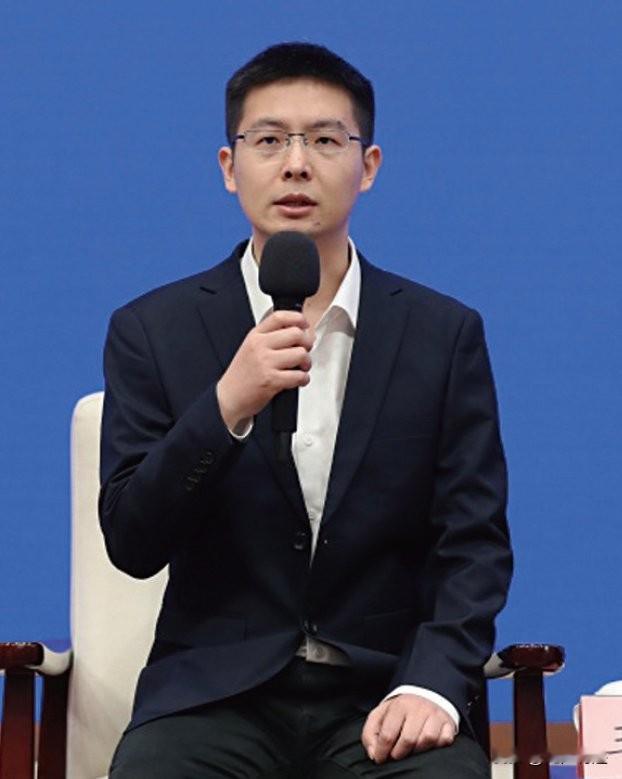 王兴兴，36岁，应该是中国最年轻的亿万富豪吧？听说还是单身！
