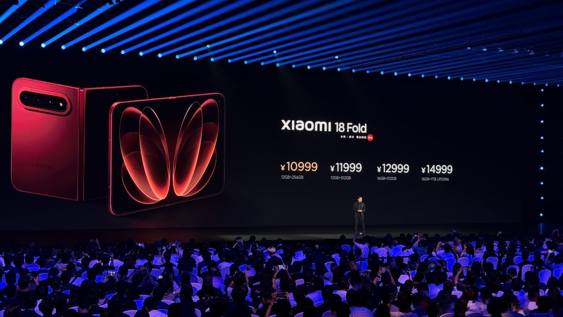 小米 18 Fold，10999 起售，这个定价你觉得怎么样？ ​