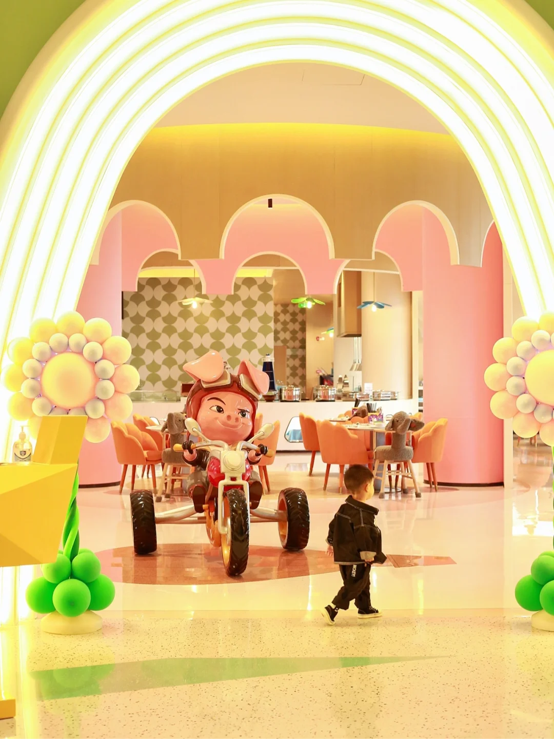 武汉周边游｜开在游乐场里的亲子酒店🦒