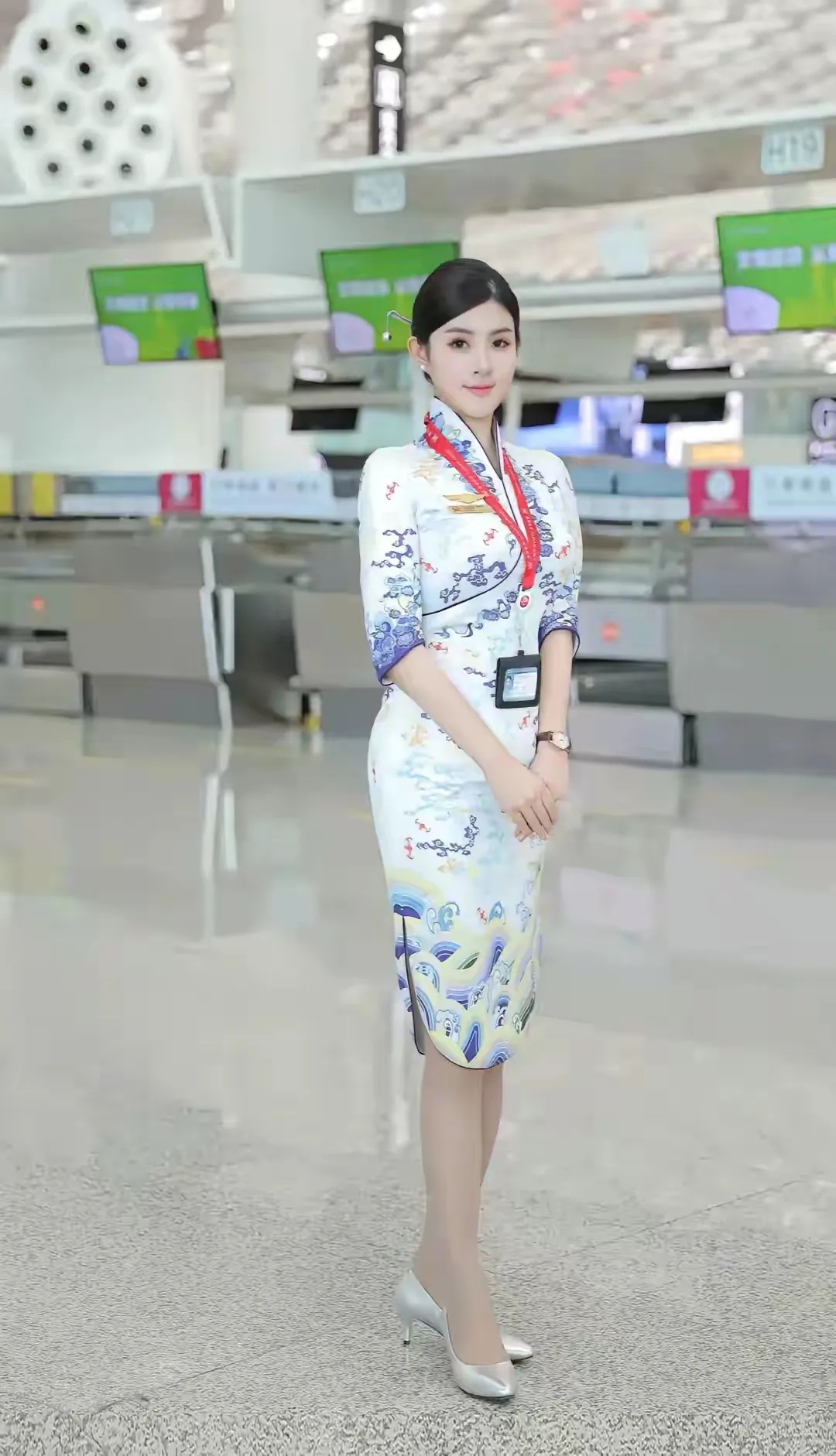 美女空姐