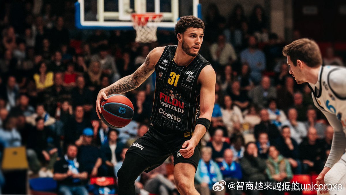 以色列控卫Noam Yaacov被裁定没有NCAA打球资格。真让人看不懂规则，RJ Luis可以打NCAA，Yaacov却不可以[黑线]#NCAA[超话]# ​