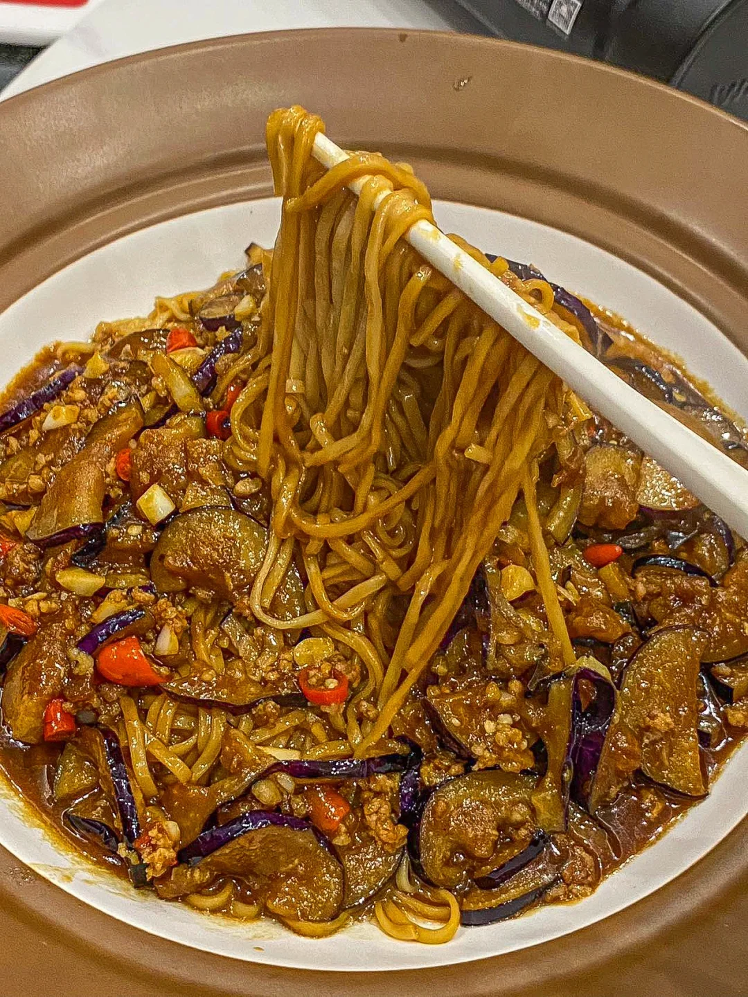 为了这口茄子🍆焖面｜横跨了整个南昌😭