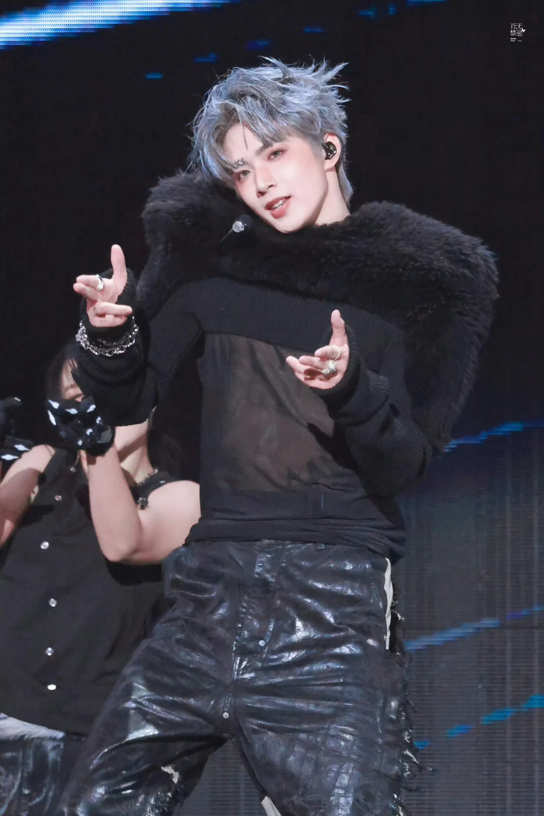 天老爷！这个刘耀文帅得无法无天了！