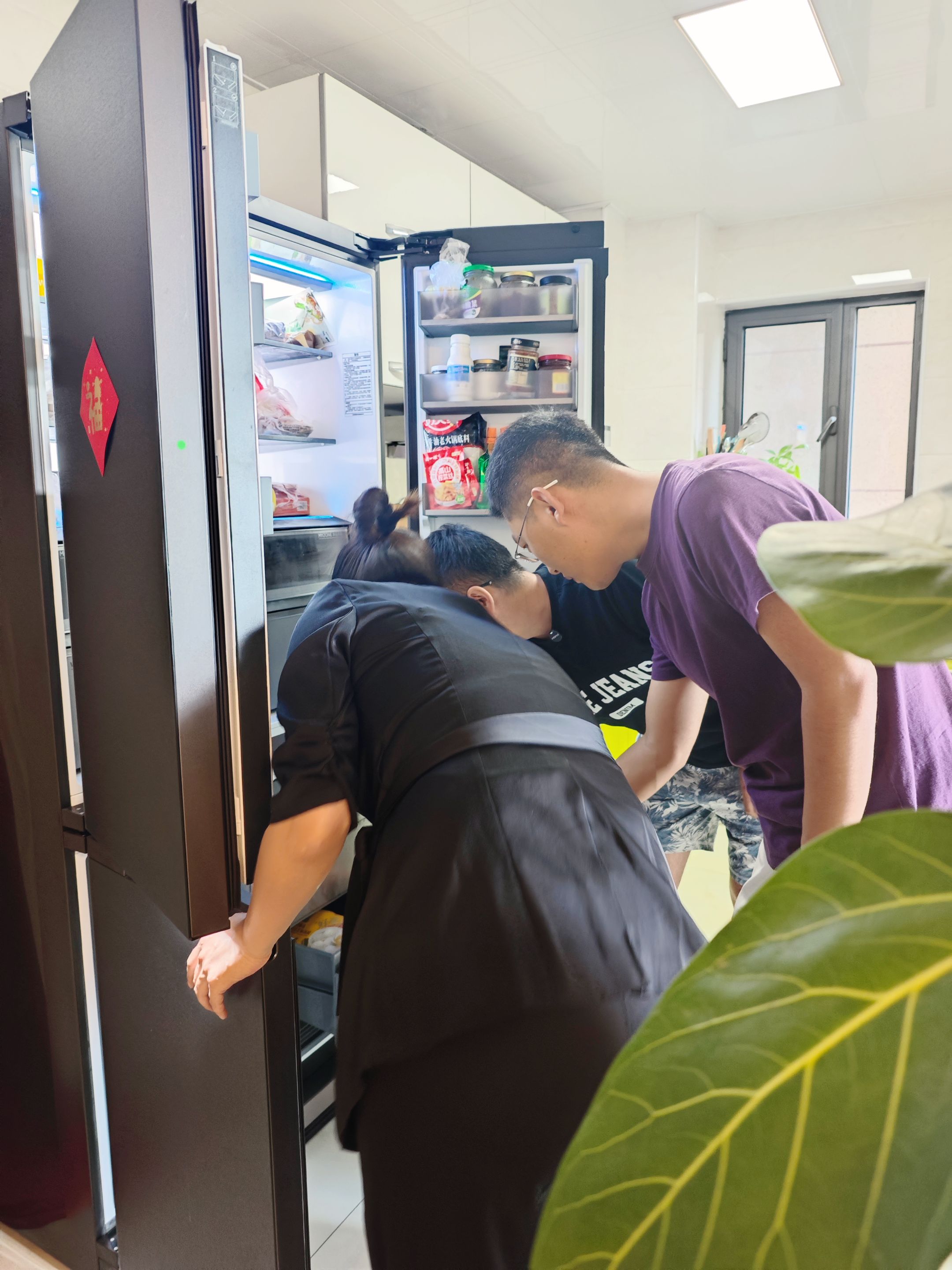 服务随手拍 忙碌中的暖心瞬间