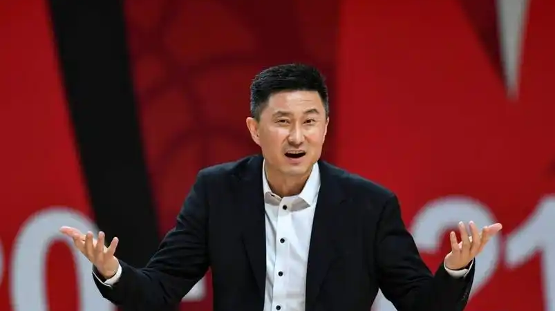 杜锋拒绝男篮烂摊？广东会长身份曝光，他真的能救中国篮球吗？