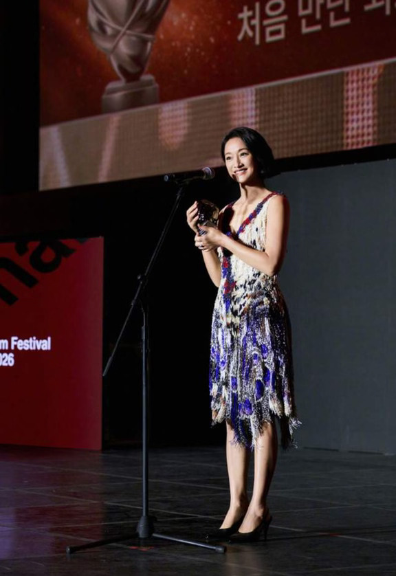 釜山影后，让周迅直面内娱的现实和残酷