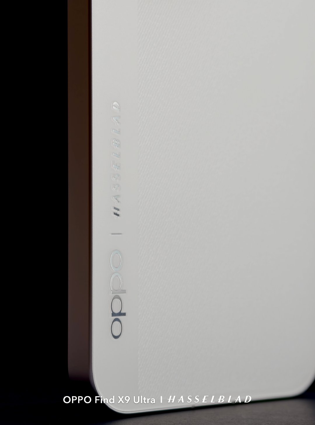 开箱 OPPO Find X10 Pro Max 月白
今晚，发布会见👋 

用 Find X9 Ultra 拍摄 ​