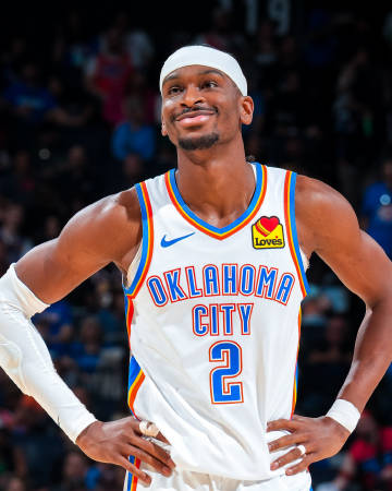 恭喜雷霆拿到赛季60胜，亚历山大拿到47分。<br />大家也别妄自菲...