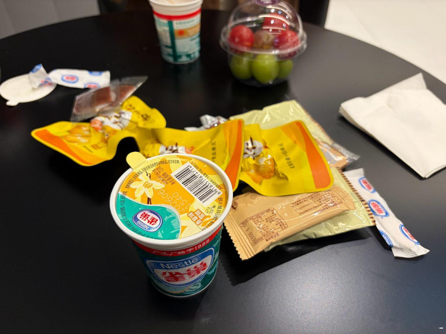 第一站，来长城汽车展台先吃个早餐～

这都是我爱吃的！ ​