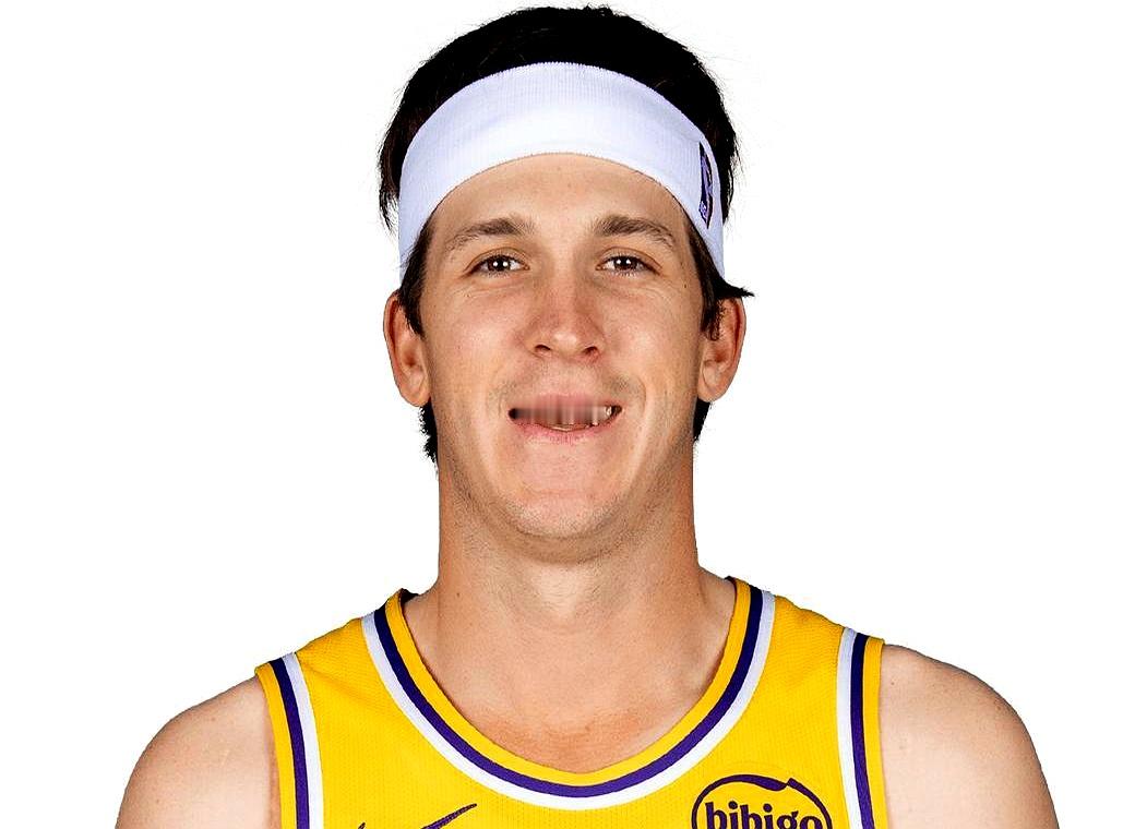 湖人队打火箭，里夫斯到底该不该上？    少了东契奇和里夫斯，湖人照样...