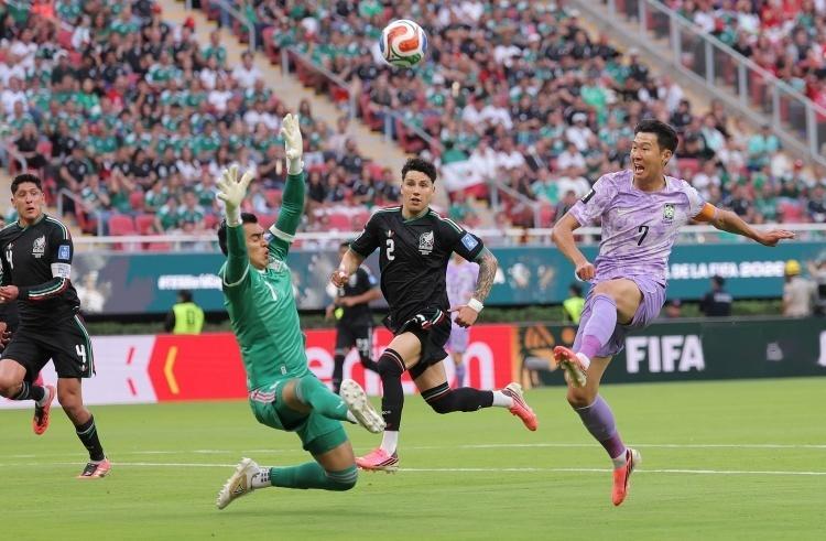 真成亚洲一哥们了 2026世界杯A组第二轮，韩国0-1不敌东道主墨西...