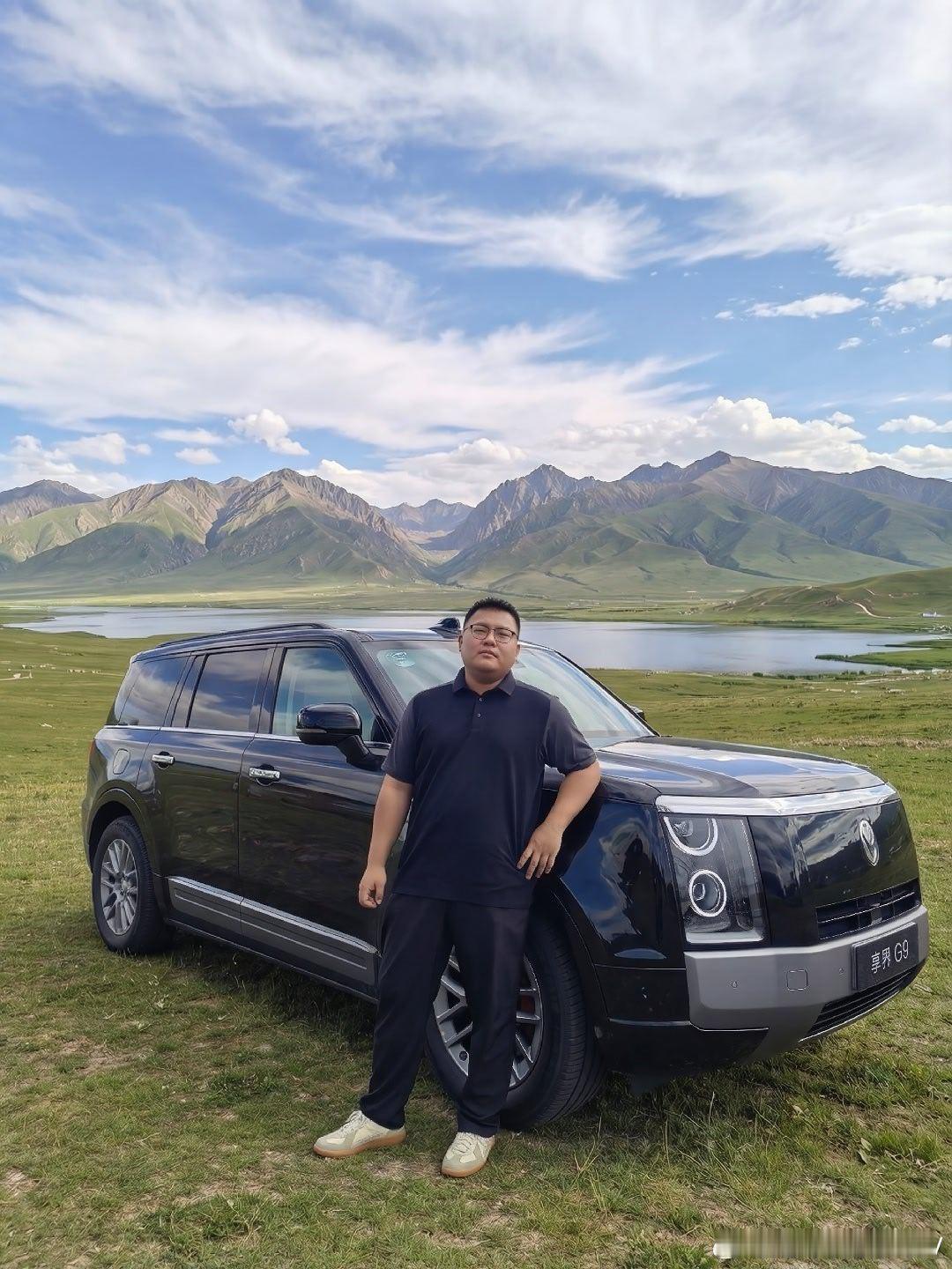 这种轻穿越场景

它让一个新手也能走出老炮的从容感

 #大v聊车##享界g9动态评测首发##鸿蒙智行# ​