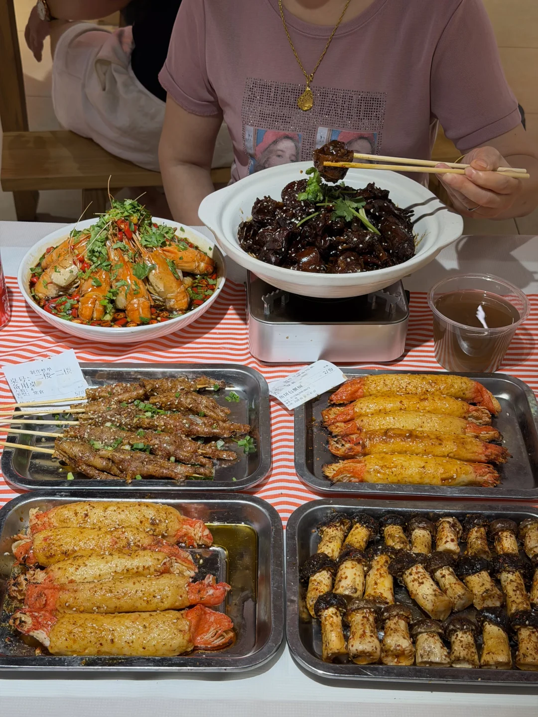 武汉黄鹤楼旁！！坠权威好吃的湖北菜！！！