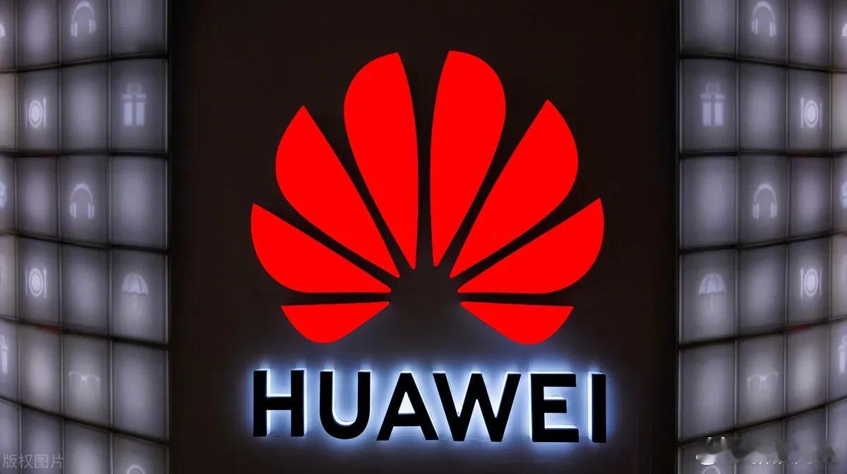 余承东称华为基本摆脱美国技术依赖！
2026年9月29日，余承东面向多家国际媒体开了场记者圆桌。这场圆桌信息量不小，除了“芯片基本摆脱对美依赖”，他还顺带说了两条：内存涨价让每部手机多花超200美元（约合1343元人民币）、利润率急剧下降未来不得不涨价。三条放一起看，这场圆桌是说给国际市场听的：鸿蒙