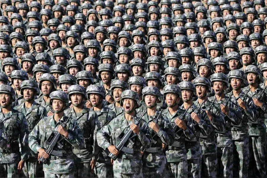 祖国统一不是喊口号
    2026.10.7
莫凭空语镇狂嚣，
万里河山寸莫抛
