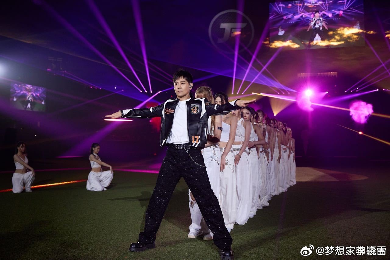 #林志颖[超话]# 永远为你。加油！偶像。 ​