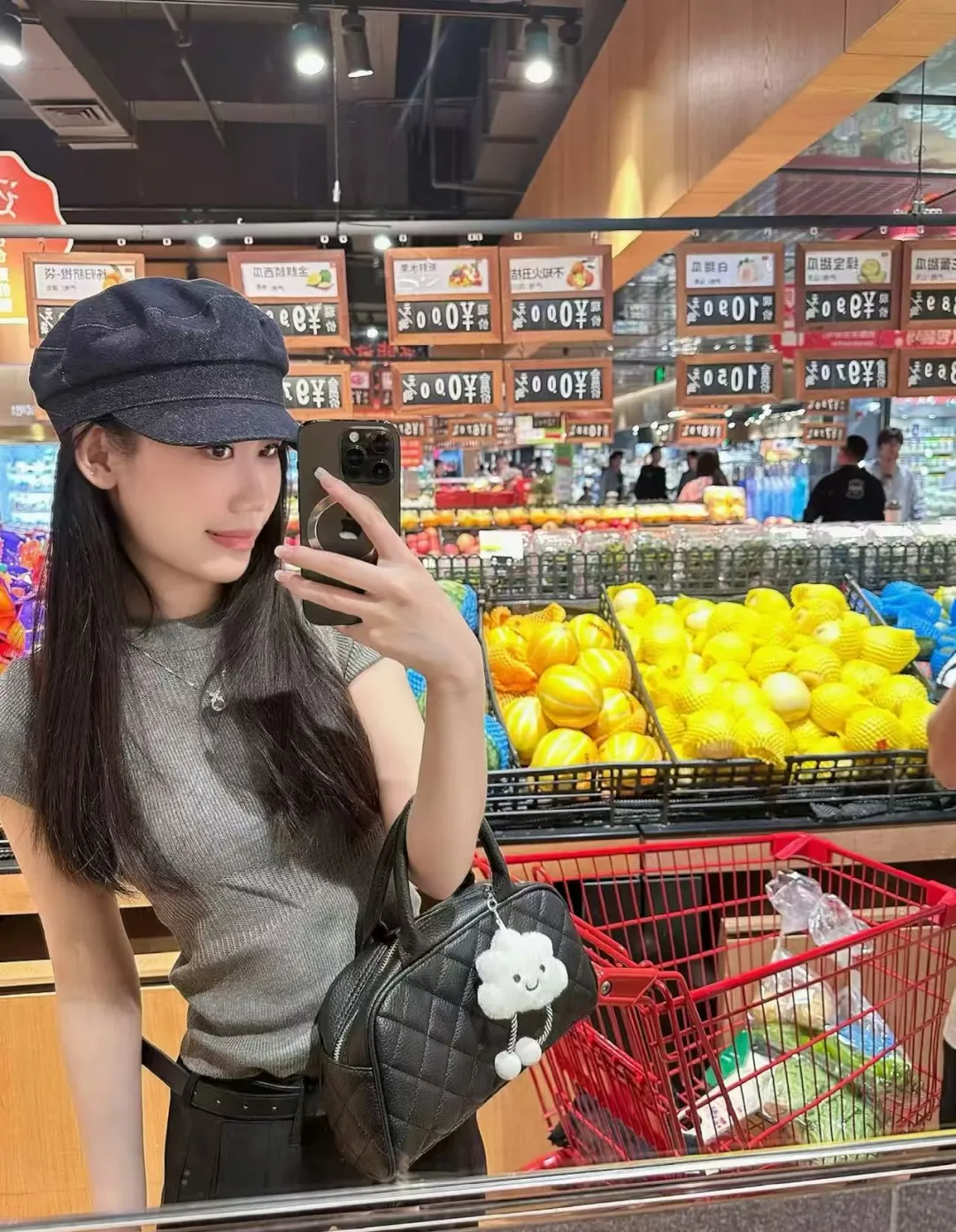 超市Ootd
#秋冬前进帽 #我爱贝雷帽 #帽子穿搭 #有事没事逛逛超市 #一起