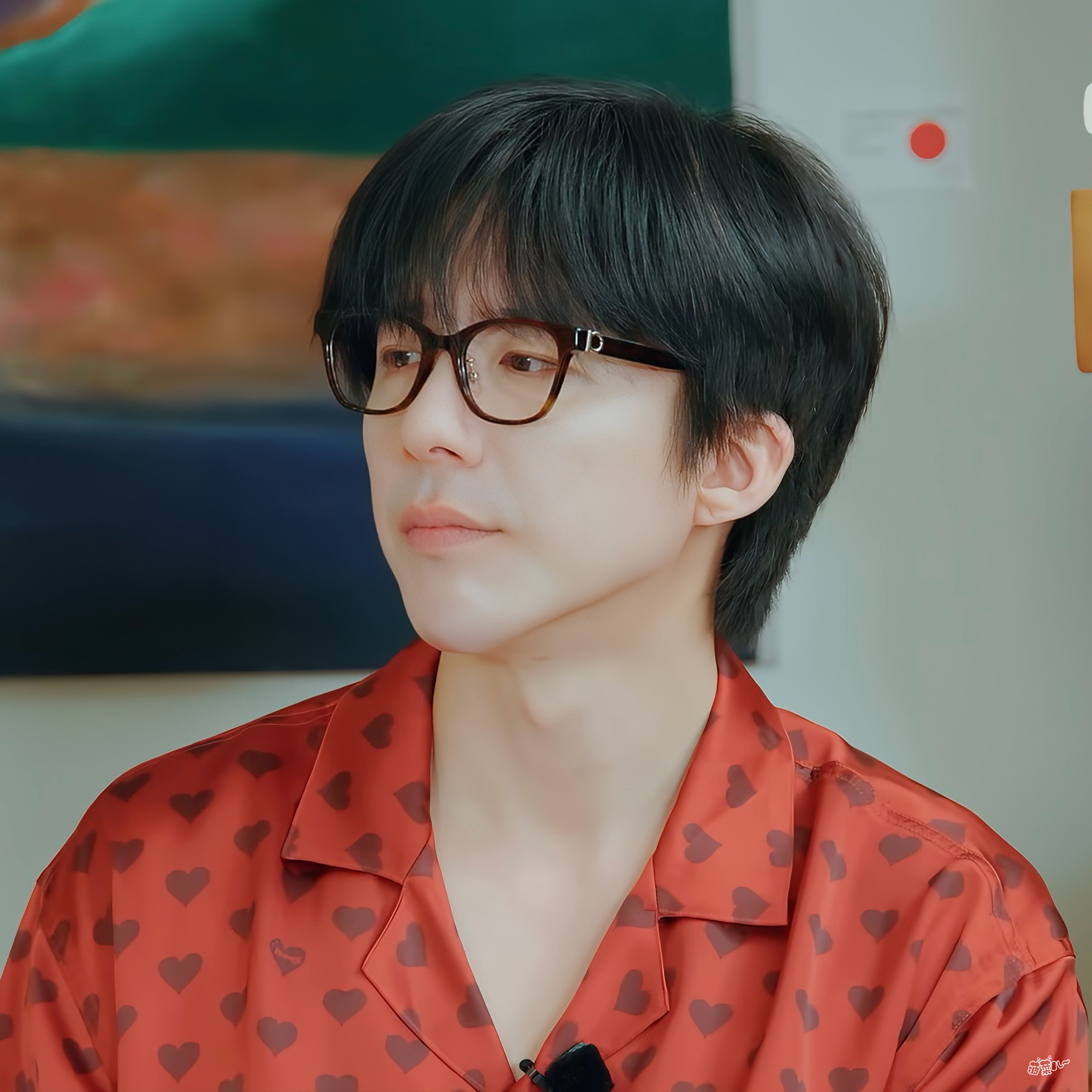  | 摩登兄弟 好柔顺的一颗圆圆小脑袋介素我家顺毛小厨神（萌萌草莓兔...