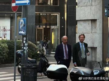 没穿西装到MiLan..no就会显得很不合时宜，米兰的时尚就必然是订制...