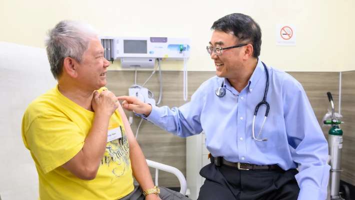 【临终关怀骗局失控 加州老人沦为提款机】本应守护生命最后尊严的临终关怀...