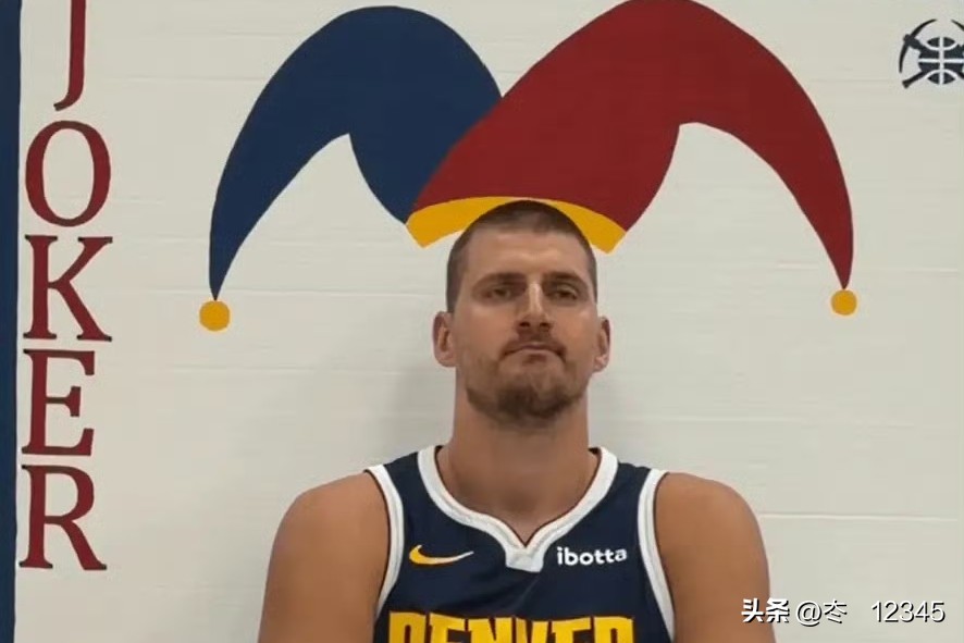 不要眨眼，nba历史最大的合同大概率要产生了！掘金毫无争议的队史第一人约基奇即将在2027年和掘金签订一份5年3.6亿的合同。这份合同年薪7200万左右，持续到2032年，届时，约基奇将年满37岁，基本确定终老掘金，一人一城，还有mvp+总冠军！