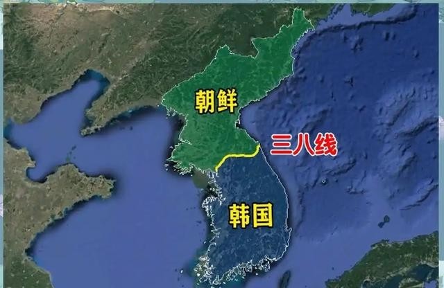 如果朝鲜与韩国单打独斗，谁的胜算更大？说实话，这俩要是真关起门来单挑，不搞那些虚的，答案可能跟很多人想的不太一样。
现在讨论这个问题，已经不能拿几年前那张“坦克多少、飞机多少”的表格硬算了。9月6日，朝鲜“姜健”号驱逐舰正式入列；9月7日，美日韩又在东海启动“自由之刃”联合军演，内容已经延伸到海空作