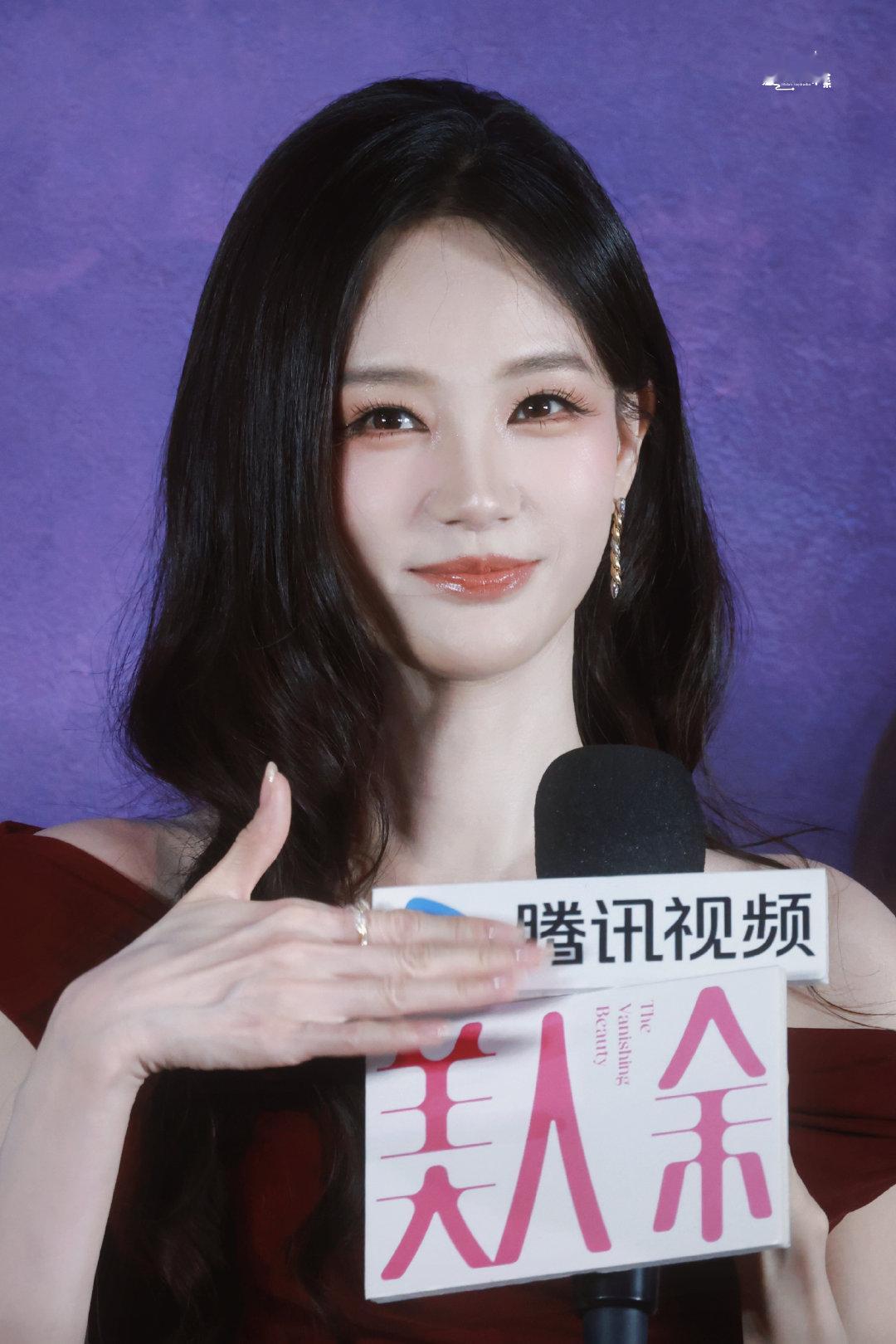📷李一桐

请接受来自余梦的biubiu💕

#美人余微博追剧团##美人余# ​