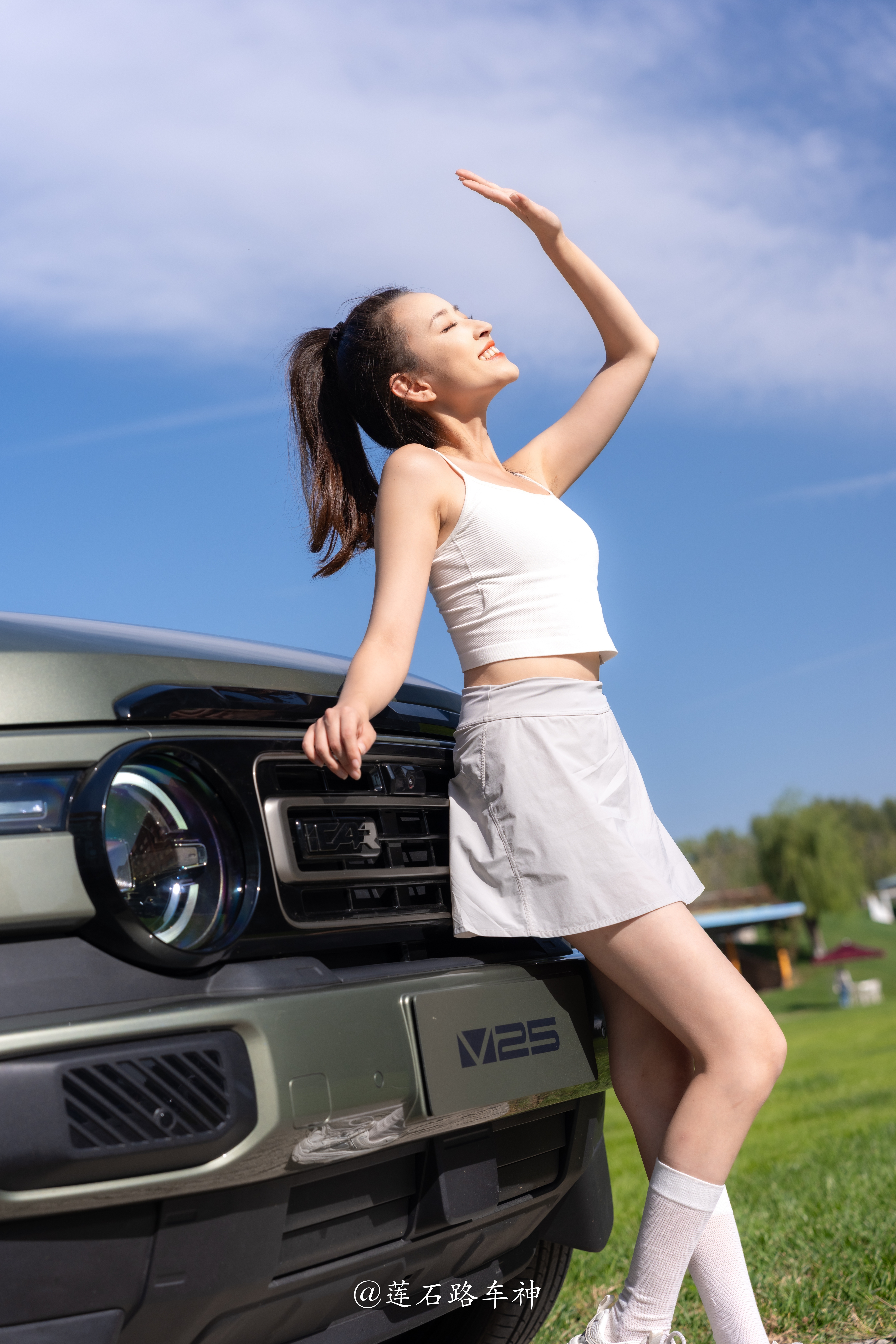 iCAR V25 
四驱增程续航1200公里以上
能变大床
地平线HSD2.1
你就说帅不帅？[酷][酷][酷][酷]
#年轻人首选的智能时尚suv#  ​
