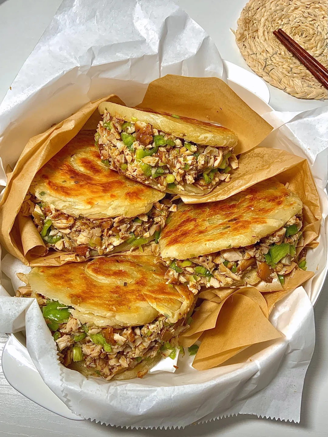 手抓饼肉夹馍｜鸡腿肉版🥙鲜嫩多汁啊🥺吃光